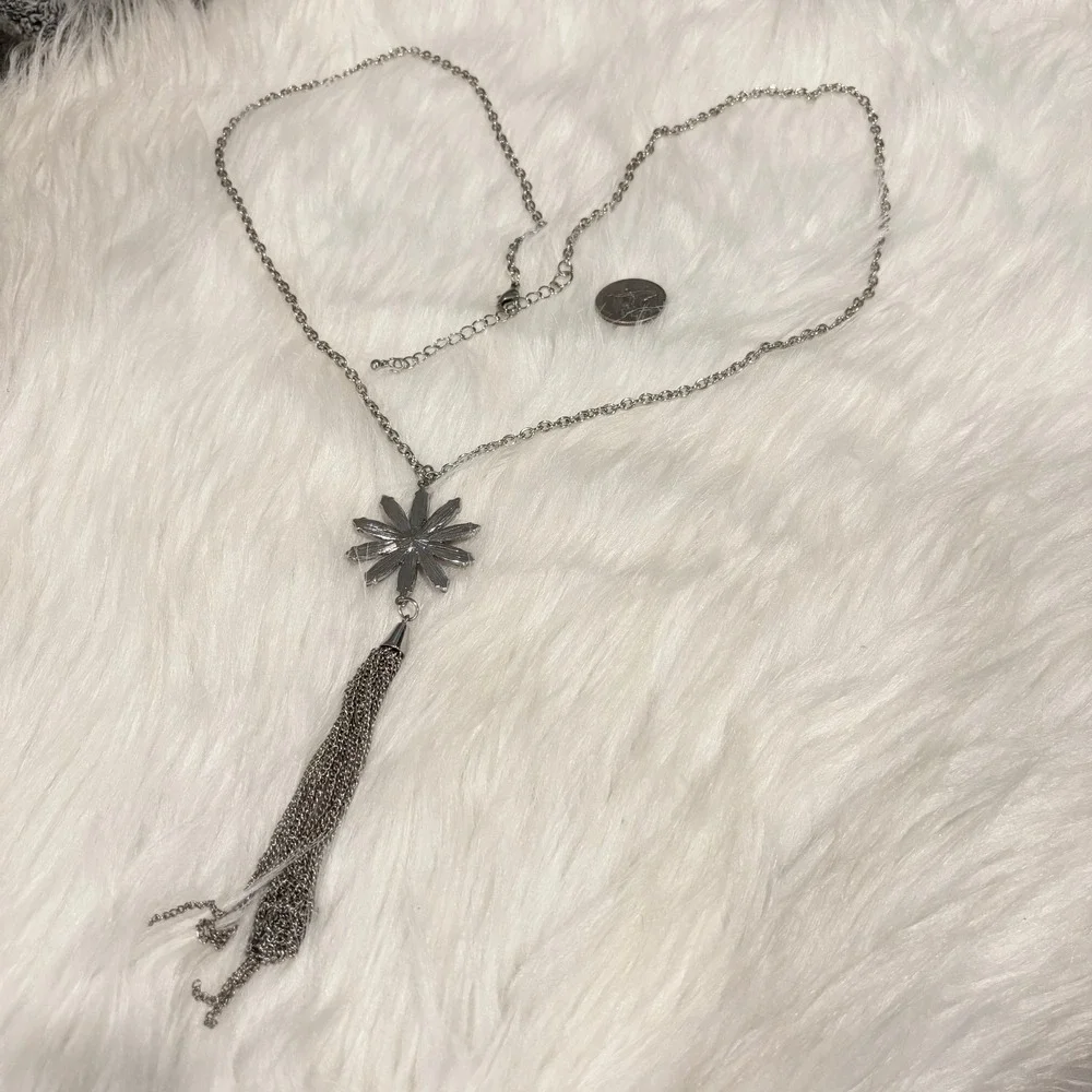 Whimsical Flower Tassel Necklace Boho Silver Tone Purple Rhinestone Hippie 20676